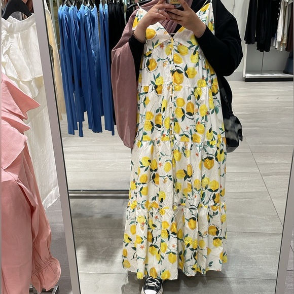 Tiered Lemon Print Summer Voluminous Maxi Midi Dress - Picture 5 of 7